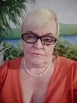 VioletSweet566 online show from 03/09/25, 08:10