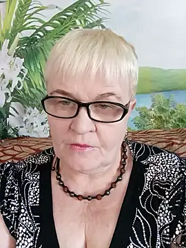 VioletSweet566 online show from 03/21/25, 12:28