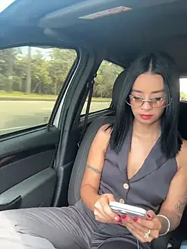 Snapshot of Laura_fernandezII chatting on 05/07/26, 05:40 Laura fernandezII online show from 05/07/26, 05:40
