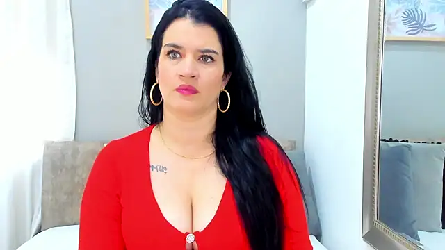 LenaRuiz  online show from 01/29/25, 12:13