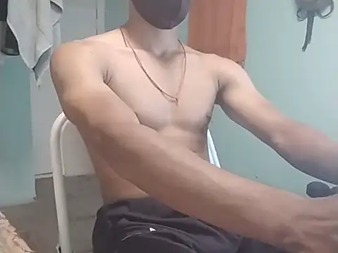 Snapshot of vicky0805 chatting on 03/19/25, 04:24 vicky0805 online show from 03/19/25, 04:24