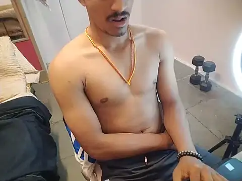 Snapshot of vicky0805 chatting on 09/29/25, 07:46 vicky0805 online show from 09/29/25, 07:46