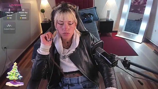  sharlotte777 online show from 01/14/25, 03:36