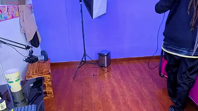  sharlotte777 online show from 10/14/25, 01:56