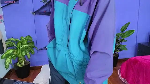  sharlotte777 online show from 11/04/25, 01:54