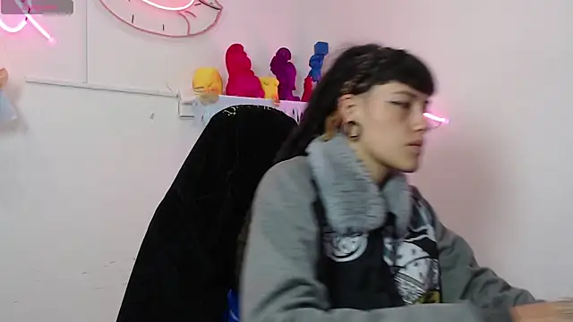  sharlotte777 online show from 11/24/25, 01:44