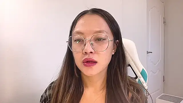 Risalynn online show from 12/26/24, 03:49