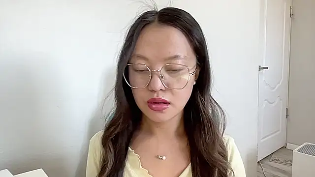 Risalynn online show from 01/25/25, 03:19