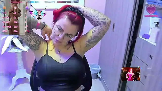 Snapshot of KAROL_MILF chatting on 11/11/25, 12:10 KAROL MILF online show from 11/11/25, 12:10