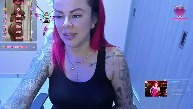 Snapshot of KAROL_MILF chatting on 11/26/25, 12:00 KAROL MILF online show from 11/26/25, 12:00