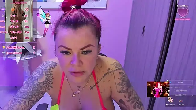 Snapshot of KAROL_MILF chatting on 11/29/25, 09:07 KAROL MILF online show from 11/29/25, 09:07