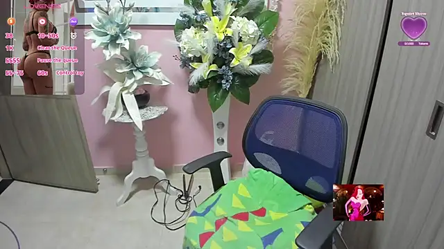Snapshot of KAROL_MILF chatting on 03/22/26, 09:18 KAROL MILF online show from 03/22/26, 09:18
