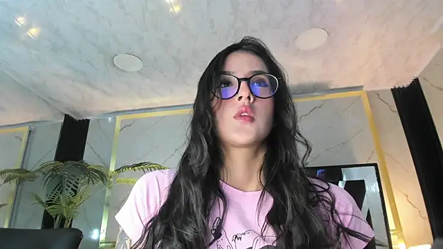 Princess Violett online show from 04/06/26, 02:29