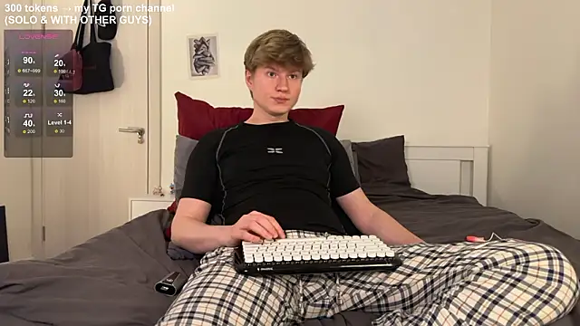 Snapshot of vlad_ggvldd chatting on 03/08/26, 02:10 vlad ggvldd online show from 03/08/26, 02:10