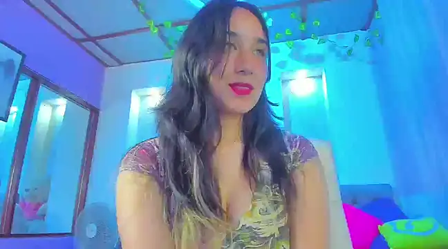 Snapshot of juliieta_love chatting on 02/10/25, 11:02 juliieta love online show from 02/10/25, 11:02