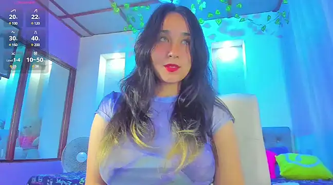 Snapshot of juliieta_love chatting on 02/13/25, 07:10 juliieta love online show from 02/13/25, 07:10