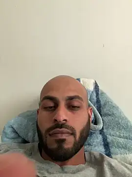 islandvybee55 online show from 12/22/24, 09:42