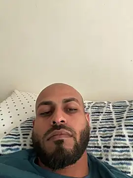 islandvybee55 online show from 02/15/25, 10:10