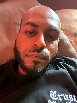 islandvybee55 online show from 10/30/25, 03:35