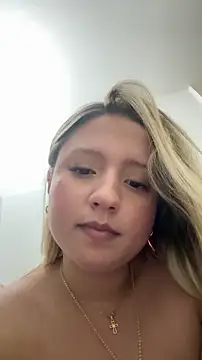 MiaPetit  online show from 11/30/25, 07:40