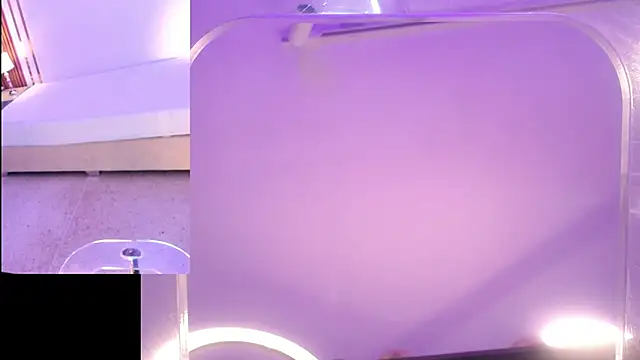 Snapshot of CookiesAndBoots chatting on 04/13/26, 05:24 CookiesAndBoots online show from 04/13/26, 05:24