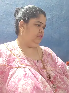 Snapshot of tamilthanushri chatting on 04/19/26, 02:55 tamilthanushri online show from 04/19/26, 02:55