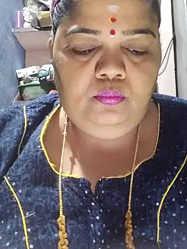Snapshot of tamilthanushri chatting on 05/15/26, 10:22 tamilthanushri online show from 05/15/26, 10:22