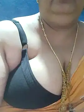 Snapshot of tamilthanushri chatting on 05/19/26, 08:37 tamilthanushri online show from 05/19/26, 08:37