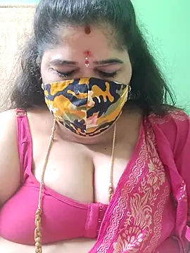 Snapshot of tamilthanushri chatting on 07/08/26, 06:56 tamilthanushri online show from 07/08/26, 06:56