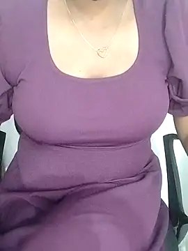 Snapshot of Jasikatamil chatting on 01/05/26, 05:27 Jasikatamil online show from 01/05/26, 05:27