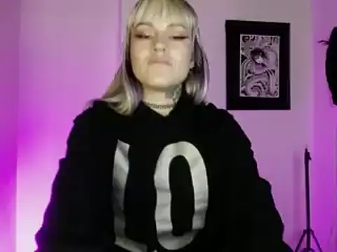 Snapshot of kim_jeins11 chatting on 01/29/25, 11:14 kim jeins11 online show from 01/29/25, 11:14