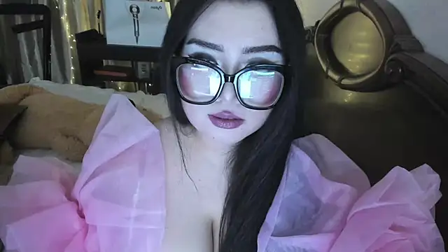 cutie sakura online show from 01/31/25, 03:44