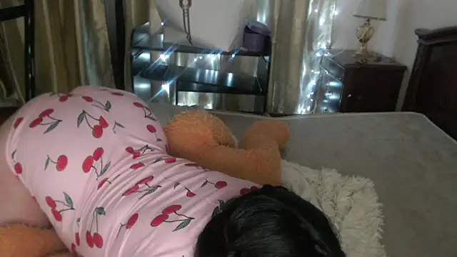 cutie sakura online show from 03/02/25, 04:21