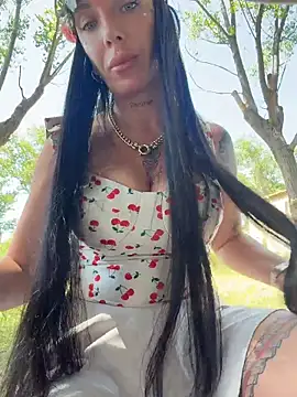 Snapshot of cicciolina chatting on 05/30/26, 12:46 cicciolina online show from 05/30/26, 12:46