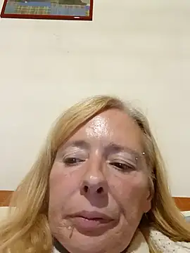 Snapshot of Ladykiss833 chatting on 03/09/26, 07:51 Ladykiss833 online show from 03/09/26, 07:51