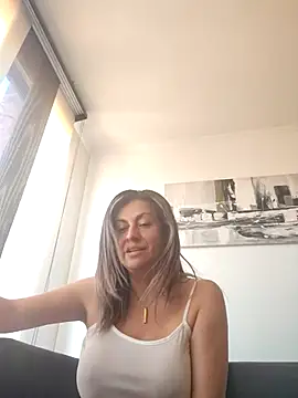 Latiinvenushot online show from 03/22/26, 02:20