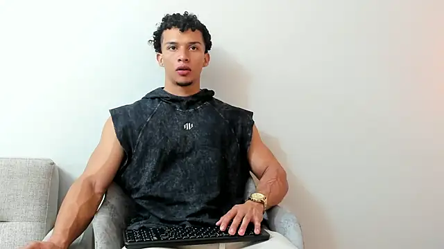 Dominick star online show from 01/26/25, 03:38