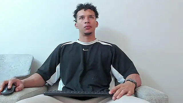 Dominick star online show from 03/07/25, 04:13