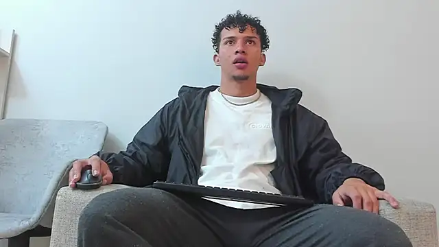 Dominick star online show from 03/19/25, 04:03