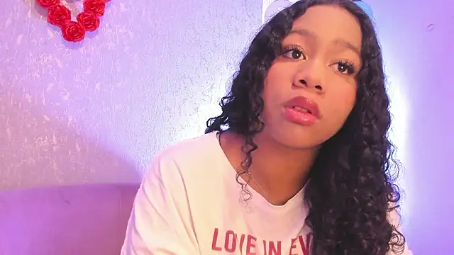 Sofi Fox  online show from 02/03/26, 08:14