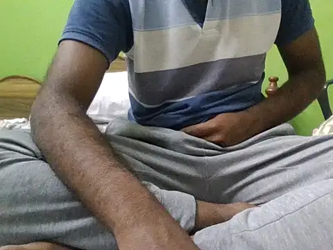 Snapshot of bangalorebulli chatting on 11/28/25, 07:16 bangalorebulli online show from 11/28/25, 07:16