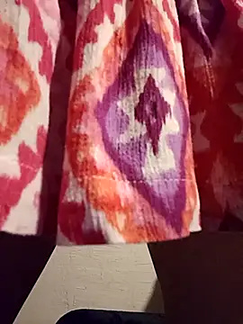 Snapshot of KITTEN-10 chatting on 09/21/25, 03:41 KITTEN-10 online show from 09/21/25, 03:41