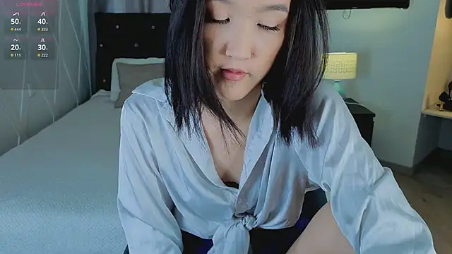 Snapshot of CarrieAmber chatting on 03/30/26, 02:07 CarrieAmber online show from 03/30/26, 02:07