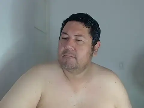 Snapshot of Elgatoloco11 chatting on 04/22/26, 01:45 Elgatoloco11 online show from 04/22/26, 01:45