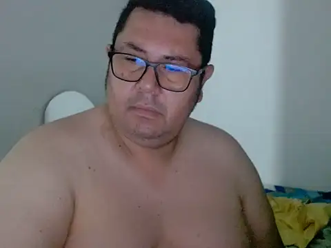 Snapshot of Elgatoloco11 chatting on 05/22/26, 04:52 Elgatoloco11 online show from 05/22/26, 04:52
