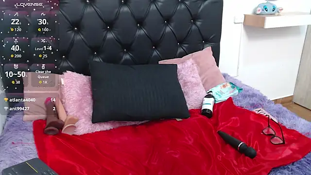 Snapshot of abigail_f00x chatting on 04/25/26, 01:41 abigail f00x online show from 04/25/26, 01:41