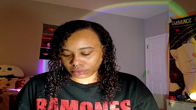 loveluna8 online show from 02/09/25, 11:58