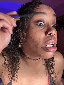 loveluna8 online show from 02/20/25, 11:20