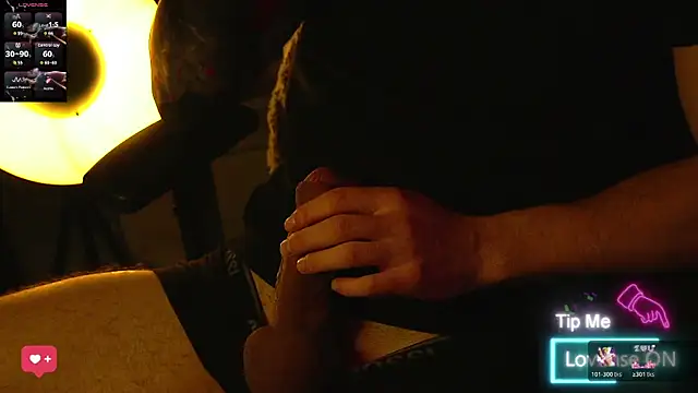 Snapshot of coupleofficial chatting on 03/24/26, 09:53 coupleofficial online show from 03/24/26, 09:53