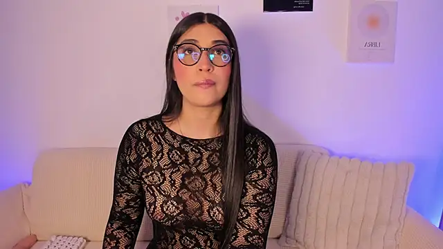 Snapshot of sensualhaven_ chatting on 04/21/26, 12:12 sensualhaven online show from 04/21/26, 12:12